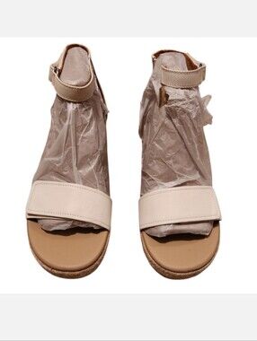 Women’s Size 9.5 ABEO Riviera White/Tan Wedge Heel Ankle Sandals